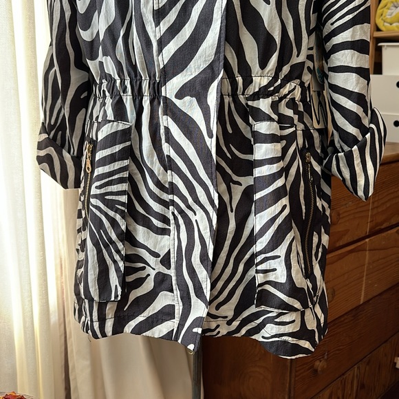 Seven7 raincoat Large size - Picture 9 of 16